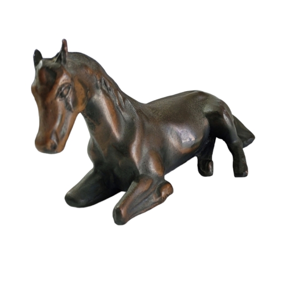 Vintage Bronze Resting Horse Sculture, Equine Figurine 5"L x 3"H - Picture 10 of 11